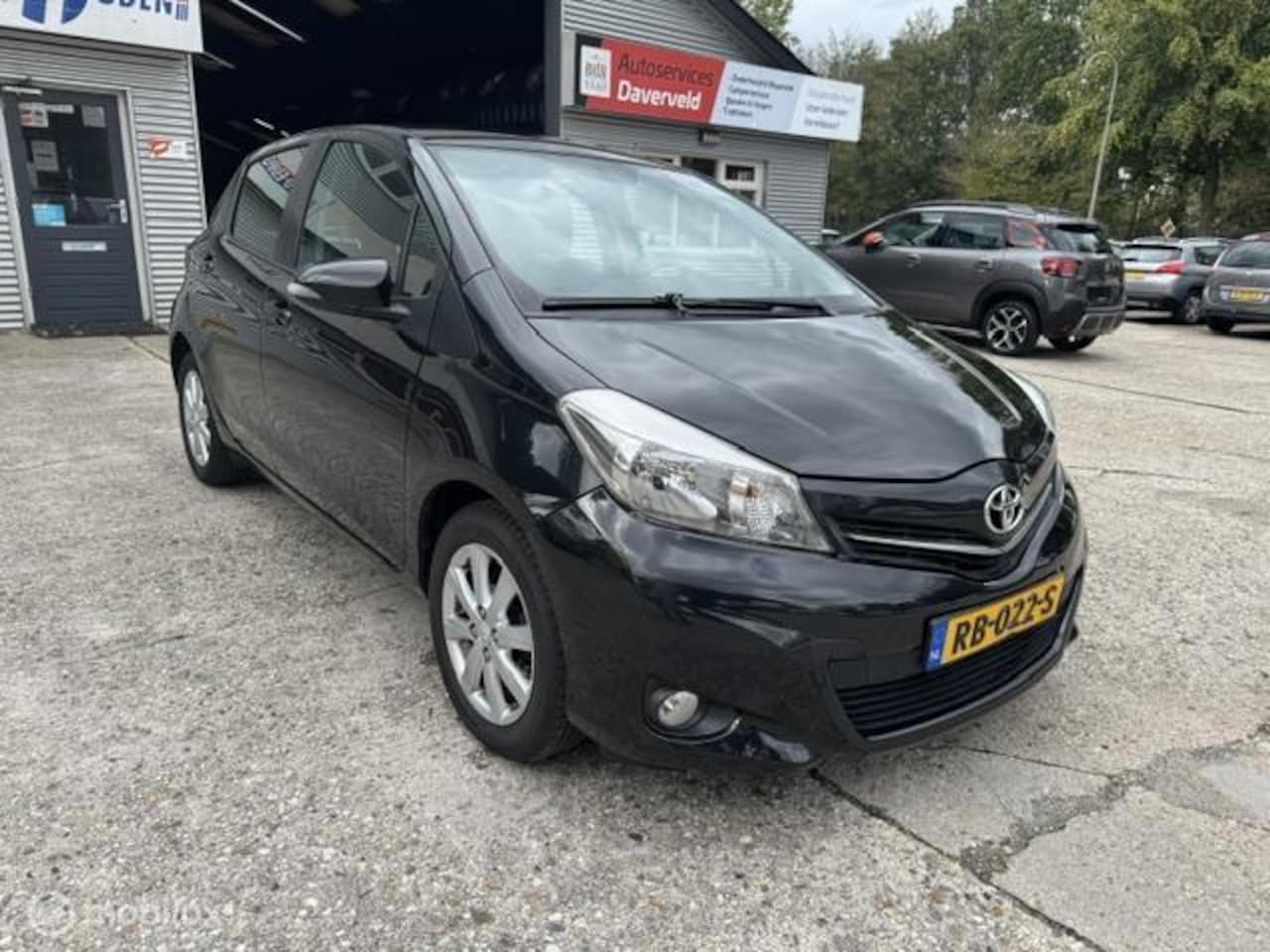 Toyota Yaris - 1.0 VVT-i Comfort 1.0 VVT-i 5-DRS Comfort - AutoWereld.nl