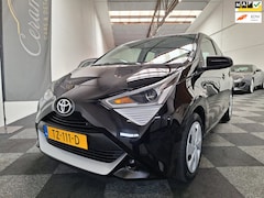 Toyota Aygo X - X-Play uitv. 1e EIGENAAR. 18.000 km NAP