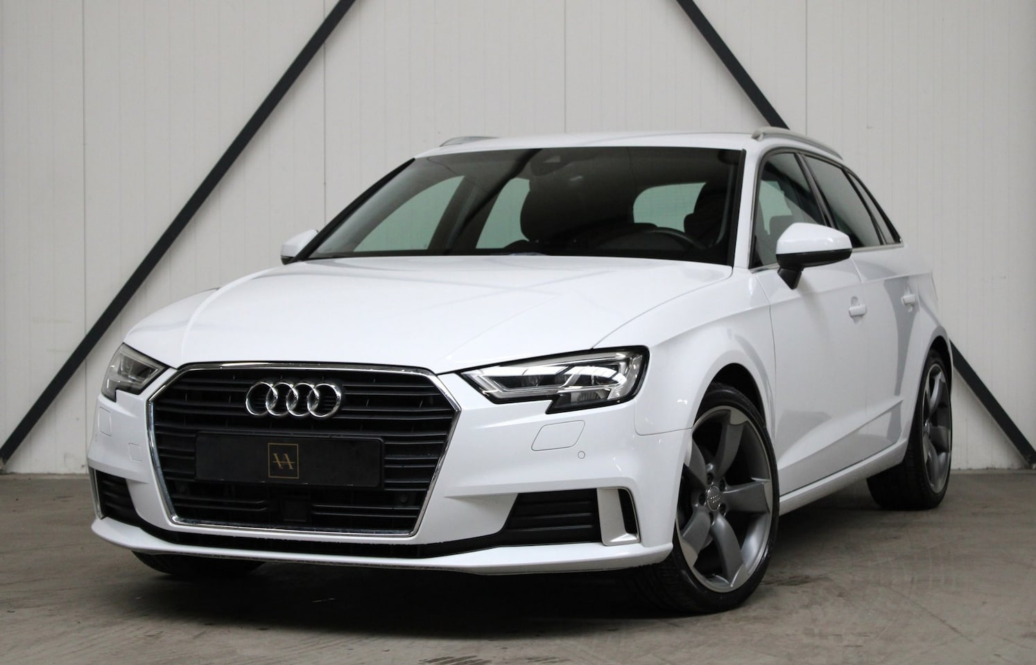 Audi A3 Sportback - 1.4 TFSI CoD Sport l Virtual l Matrix l LED - AutoWereld.nl