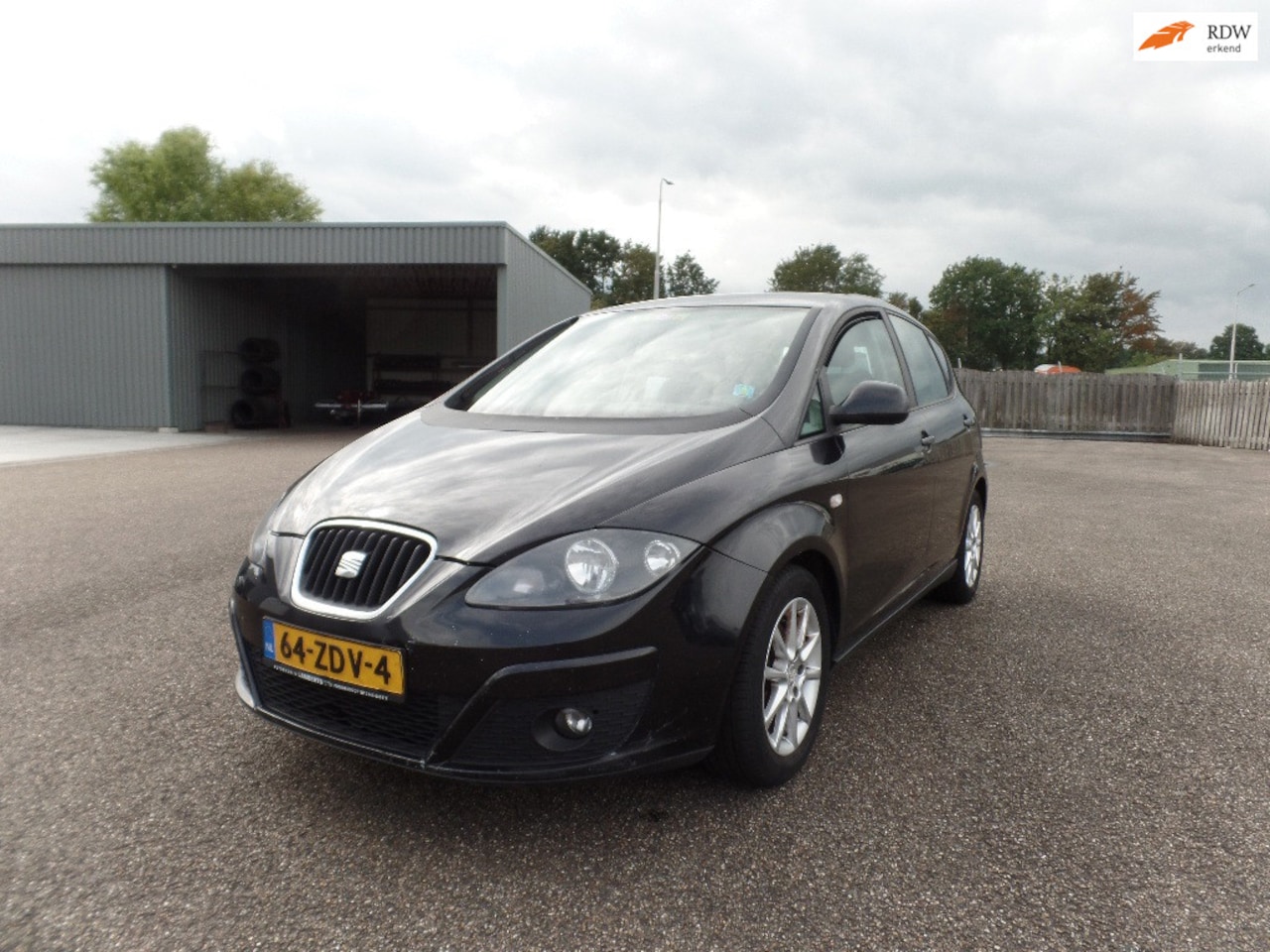 SEAT Altea - 1.6 TDI Ecomotive Businessline VERSTUIVER DEFECT LOOPT OP 3 CIL - AutoWereld.nl