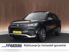 Volkswagen Tiguan - 1.5 272pk eHybrid R-Line Edition Trekhaak Camera Keyless Massage Virtual Cockpit Panoramad