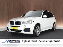BMW X5 - xDrive30d 259pk High Executive M-Sport Panoramadak Trekhaak Leder Memory Camera Keyless Na
