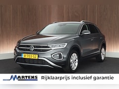 Volkswagen T-Roc - 1.0 TSI 110pk Style Trekhaak LED Virtual Cockpit Navigatie