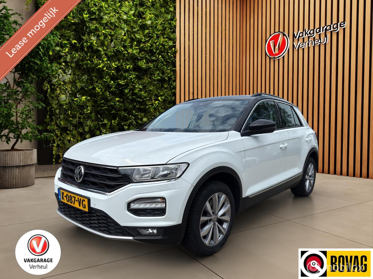 Volkswagen T-Roc - 1.5 TSI Style ✅Trekhaak ✅Camera ✅Boekjes - AutoWereld.nl