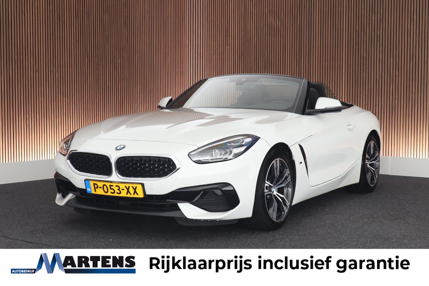 BMW Z4 Roadster - sDrive20i 197pk High Executive Stoelverwarming Leder LED Navigatie - AutoWereld.nl