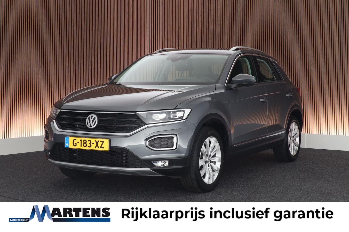 Volkswagen T-Roc - 1.5 TSI 150pk DSG Sport LED Trekhaak Camera Virtual Cockpit Navigatie - AutoWereld.nl
