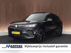 Volkswagen Tiguan - 1.5 272pk eHybrid R-Line Edition Black Style Trekhaak 360Camera Keyless Massage Virtual Co