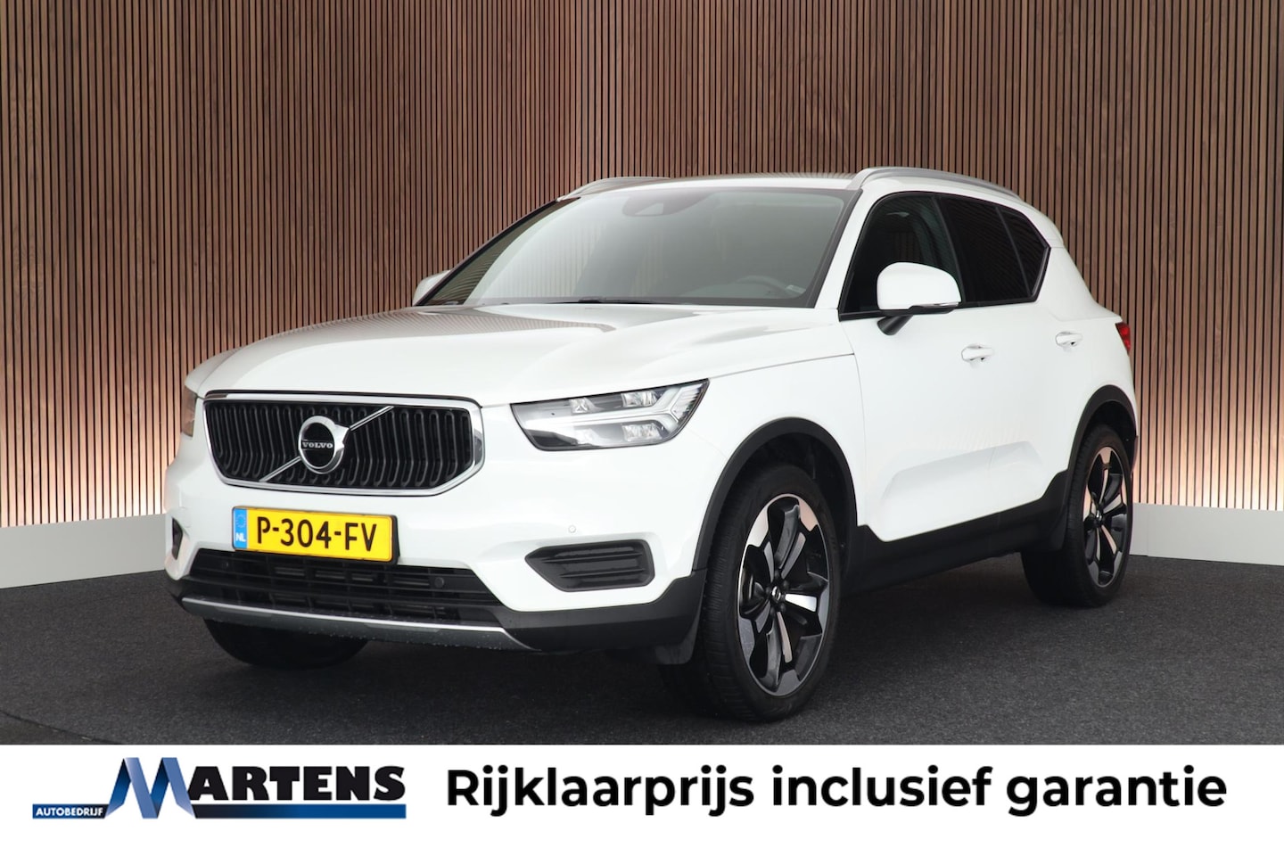 Volvo XC40 - 1.5 129pk Automaat T2 Core Camera Keyless Sportstoelen Stoelverwarming Navigatie - AutoWereld.nl