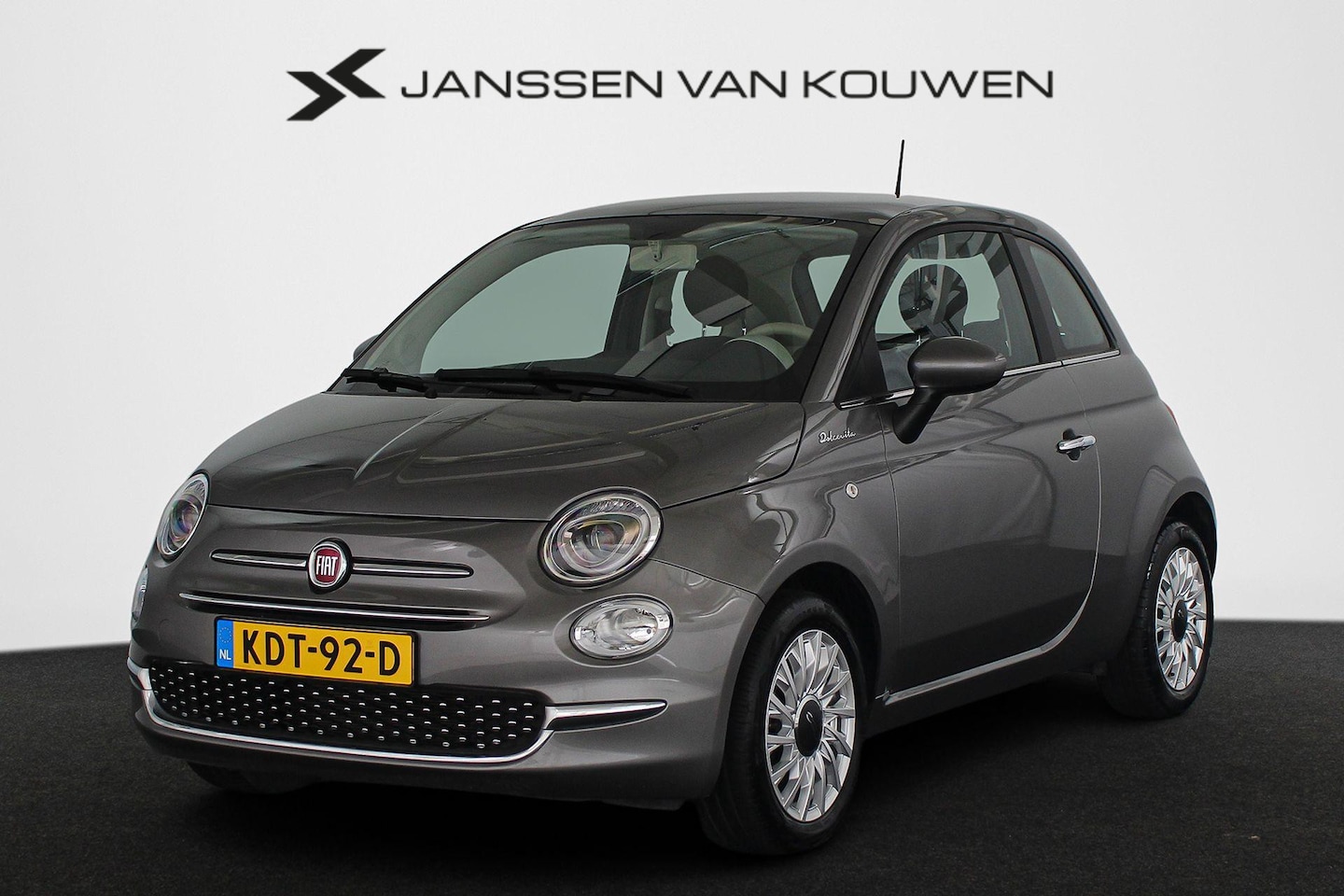 Fiat 500 - 1.0 Hybrid Dolcevita Panoramadak Apple CarPlay Parkeersensoren - AutoWereld.nl