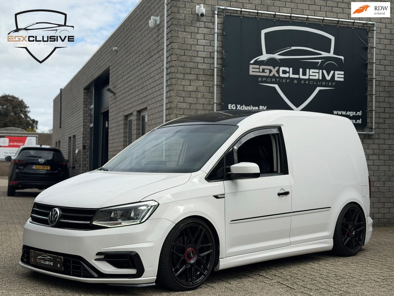 Volkswagen Caddy - 2.0 TDI L1H1 BMT Trendline AIRRIDE|Custom 7.5 R & RS4 Bumpers | - AutoWereld.nl
