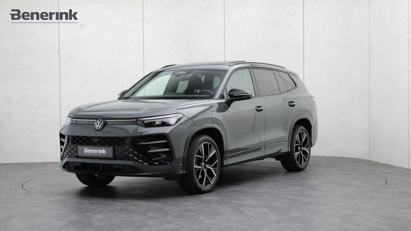 Volkswagen Tayron - 1.5 eHybrid 272 PK R-Line Edition | Massage | Head-up | Panoramadak | Black Style Pakket - AutoWereld.nl
