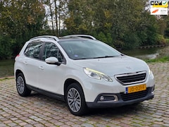 Peugeot 2008 - 1.2 PureTech Active Automaat panorama dak navigatie cruis control