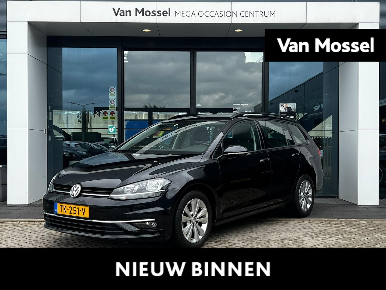 Volkswagen Golf Variant - 1.0 TSI Comfortline | Trekhaak | Cruise Control | Climate Control | Apple Carplay/Android - AutoWereld.nl