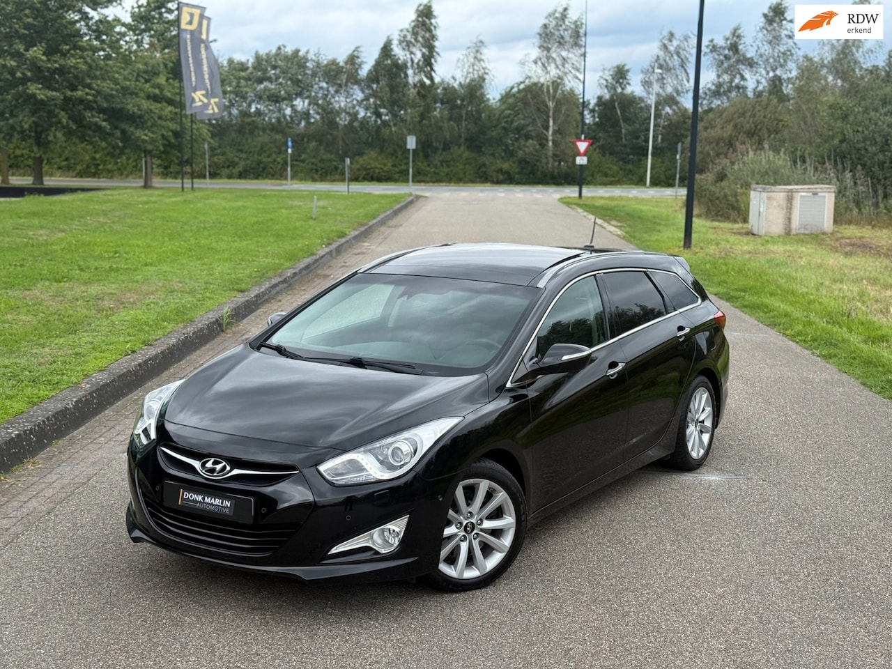 Hyundai i40 Wagon - 2.0 GDI i-Vision automaat, leer, trekhaak, Pano - AutoWereld.nl