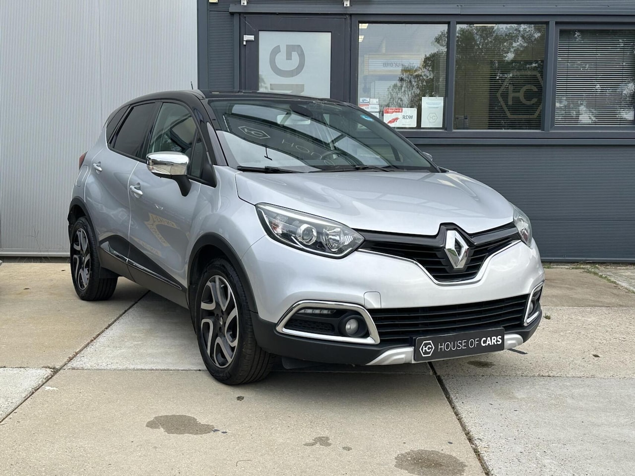 Renault Captur - 0.9 TCe Xmod Clima Cruise Navi Leder LED - AutoWereld.nl