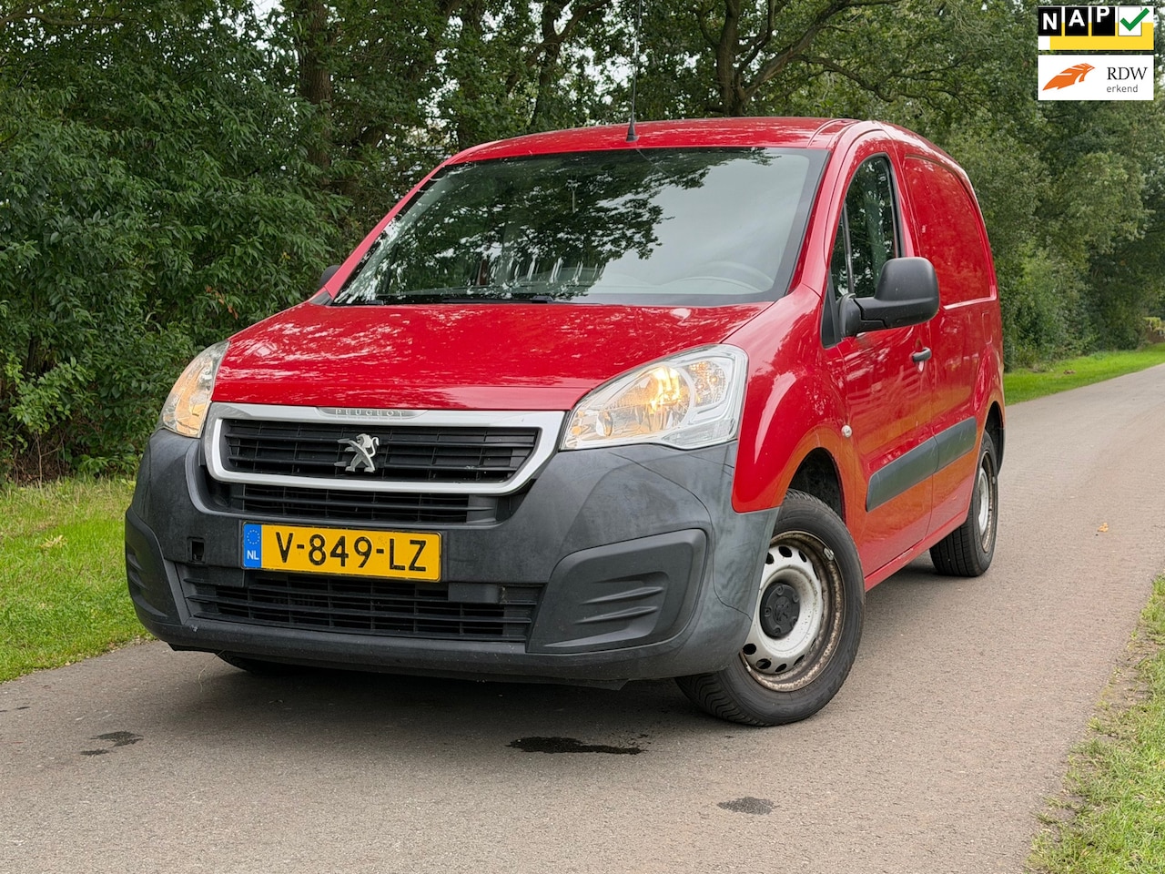 Peugeot Partner - 120 1.6 BlueHDi 75 L1 Profit+ | Lange APK + Cruise Nu € 3.475,- Ex BTW !!! - AutoWereld.nl