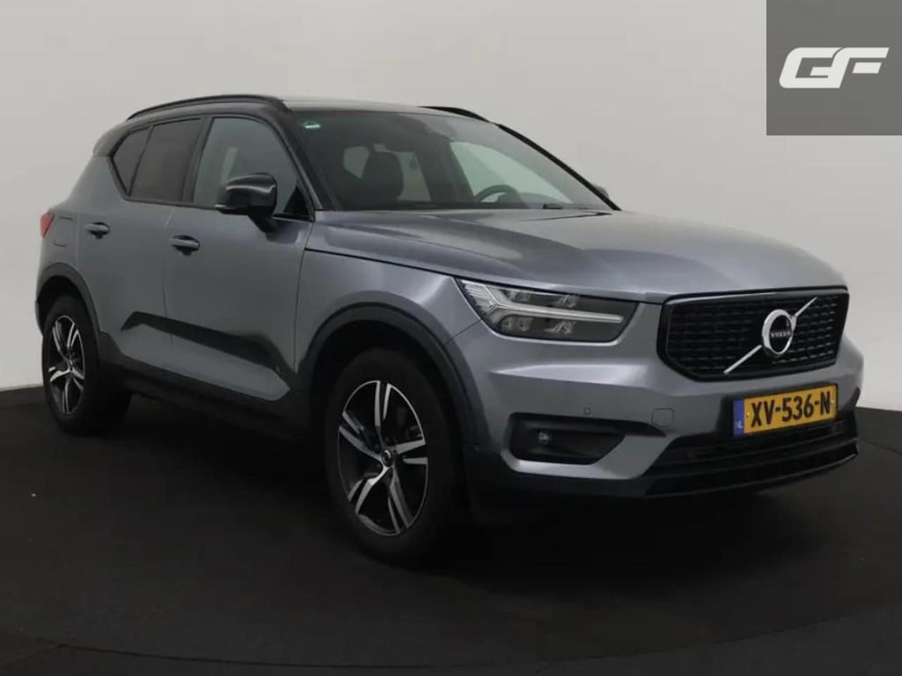 Volvo XC40 - 2.0 T4 R-Design Pano Leer Autopilot Camera Trekh. NAP - AutoWereld.nl