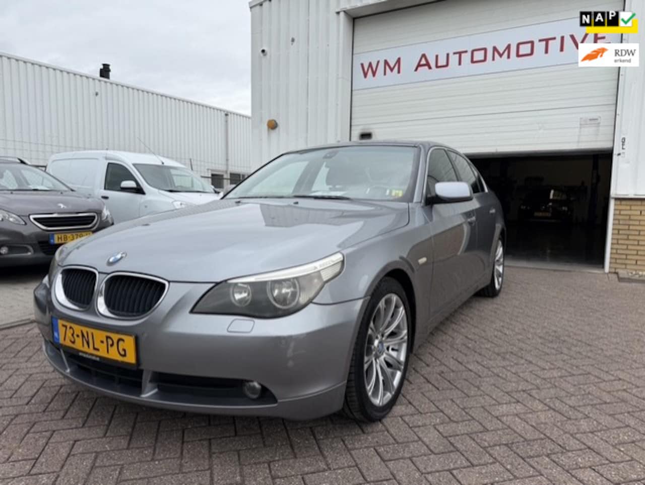 BMW 5-serie - 520i Executive AUTOMAAT APK T/M 9-7-2027 - AutoWereld.nl