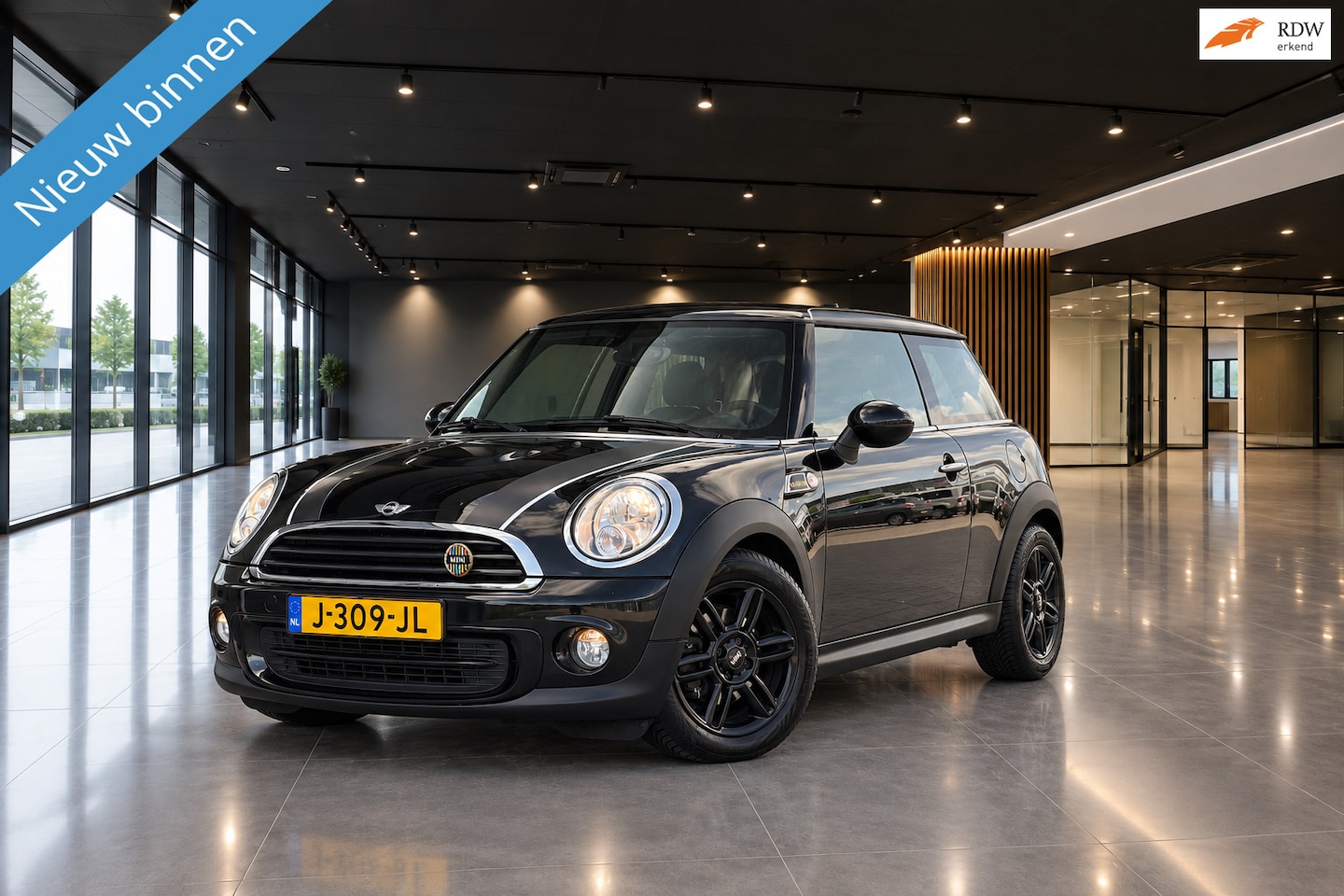 MINI One - Mini 1.6 HOLLAND STREET AIRCO APK-2027 - AutoWereld.nl