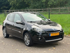 Renault Clio - 1.2 TCe Night & Day /Navi/Airco/
