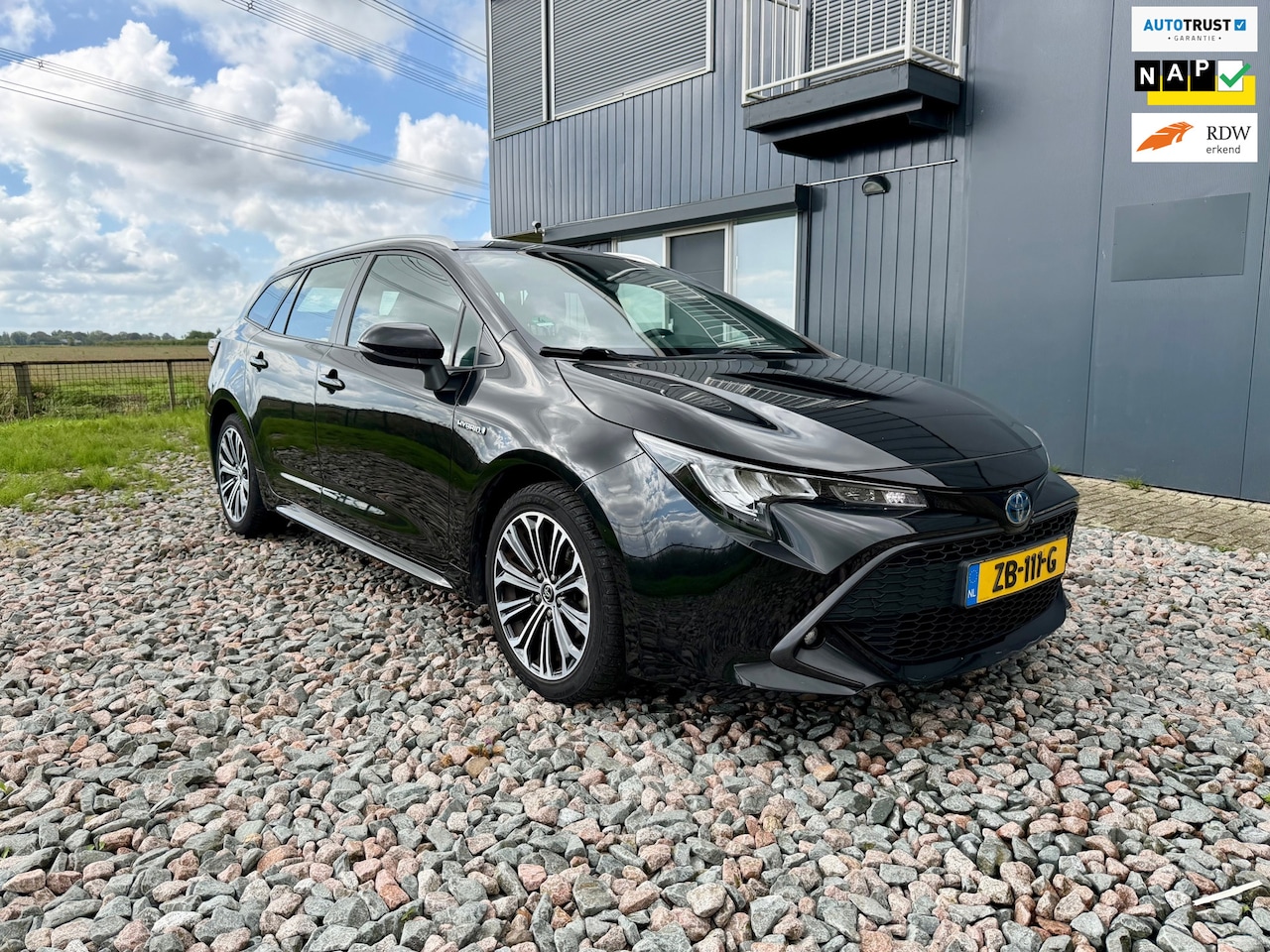 Toyota Corolla Touring Sports - 1.8 Hybrid First Edition 1.8 Hybrid First Edition - AutoWereld.nl