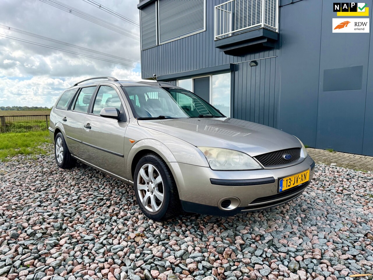 Ford Mondeo Wagon - 1.8-16V Cool Edition 1.8-16V Cool Edition - AutoWereld.nl
