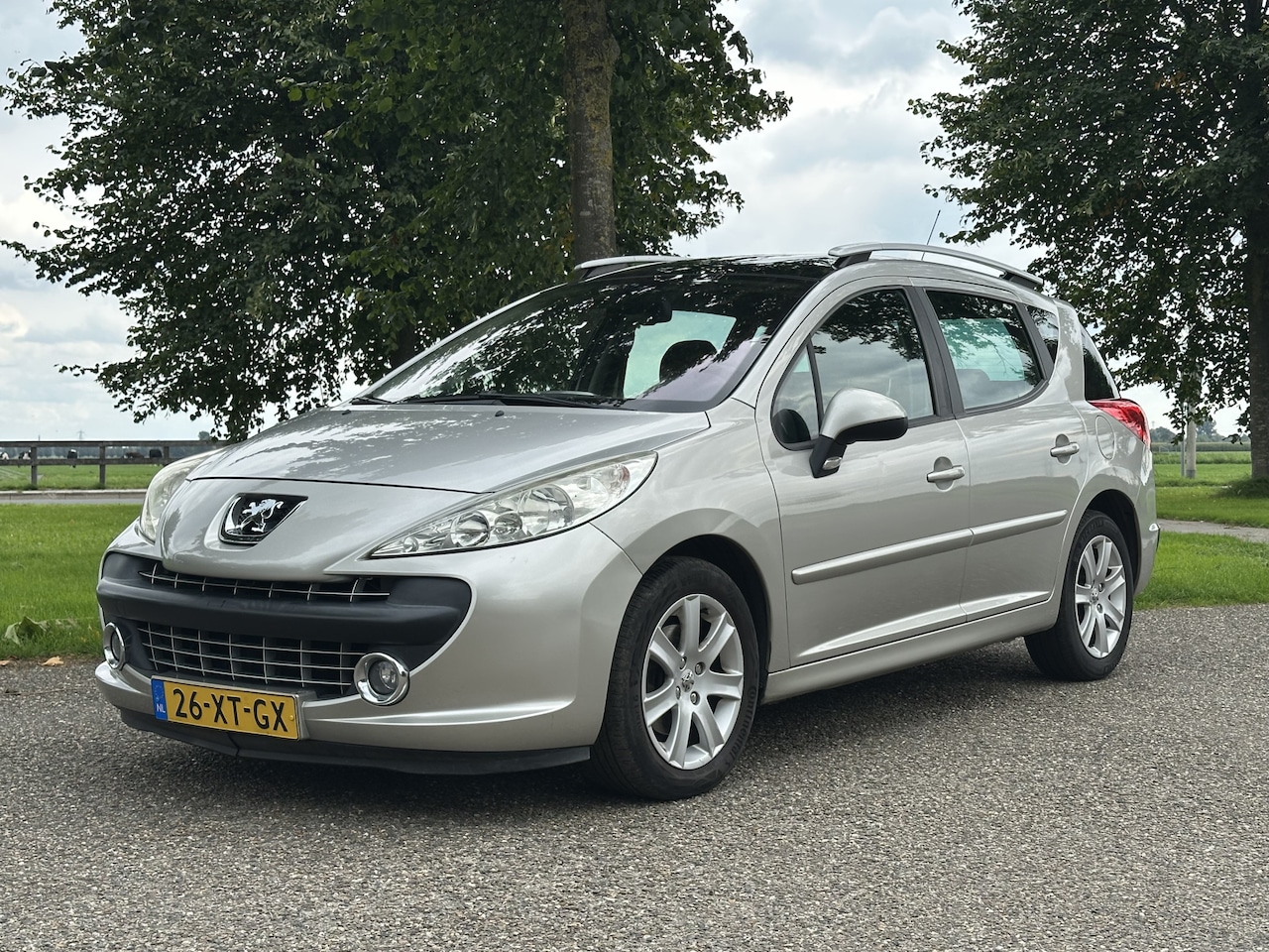 Peugeot 207 SW - 1.6 VTi XS Première Compleet onderhouden - AutoWereld.nl