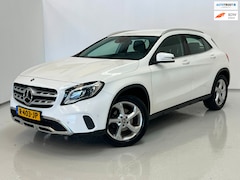 Mercedes-Benz GLA-Klasse - 180 Urban / Leder / Clima / Stoelverwarming