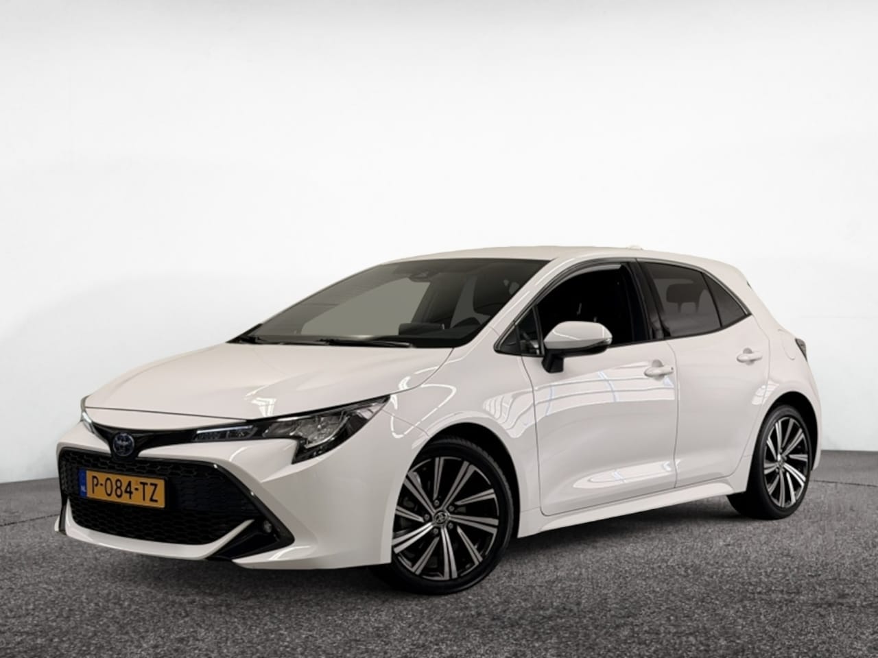 Toyota Corolla - 1.8 Hybrid Dynamic 1.8 Hybrid Dynamic - AutoWereld.nl