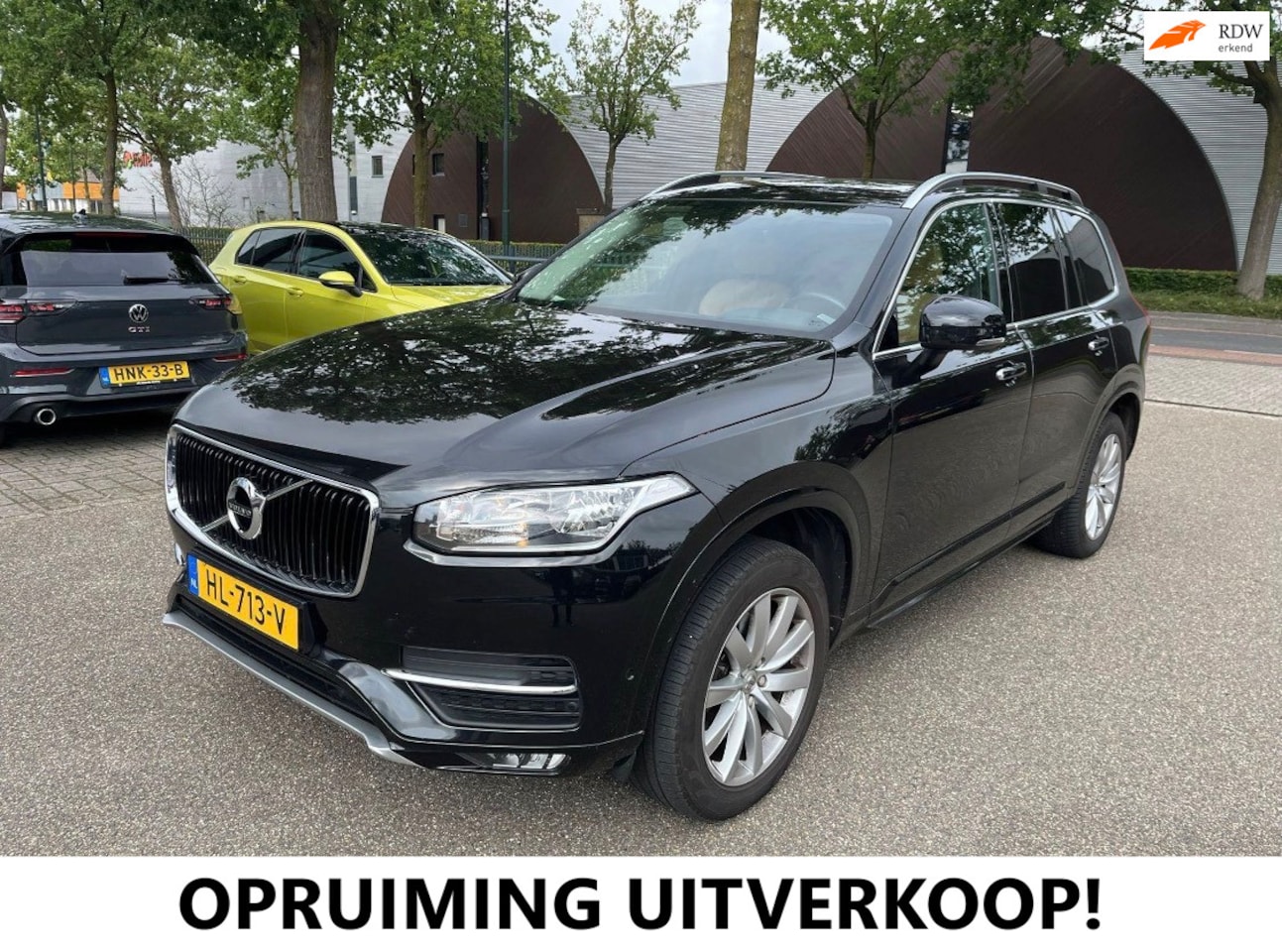 Volvo XC90 - 2.0 T5 AWD Momentum 7 persoons Leer Navi Camera Trekhaak - AutoWereld.nl