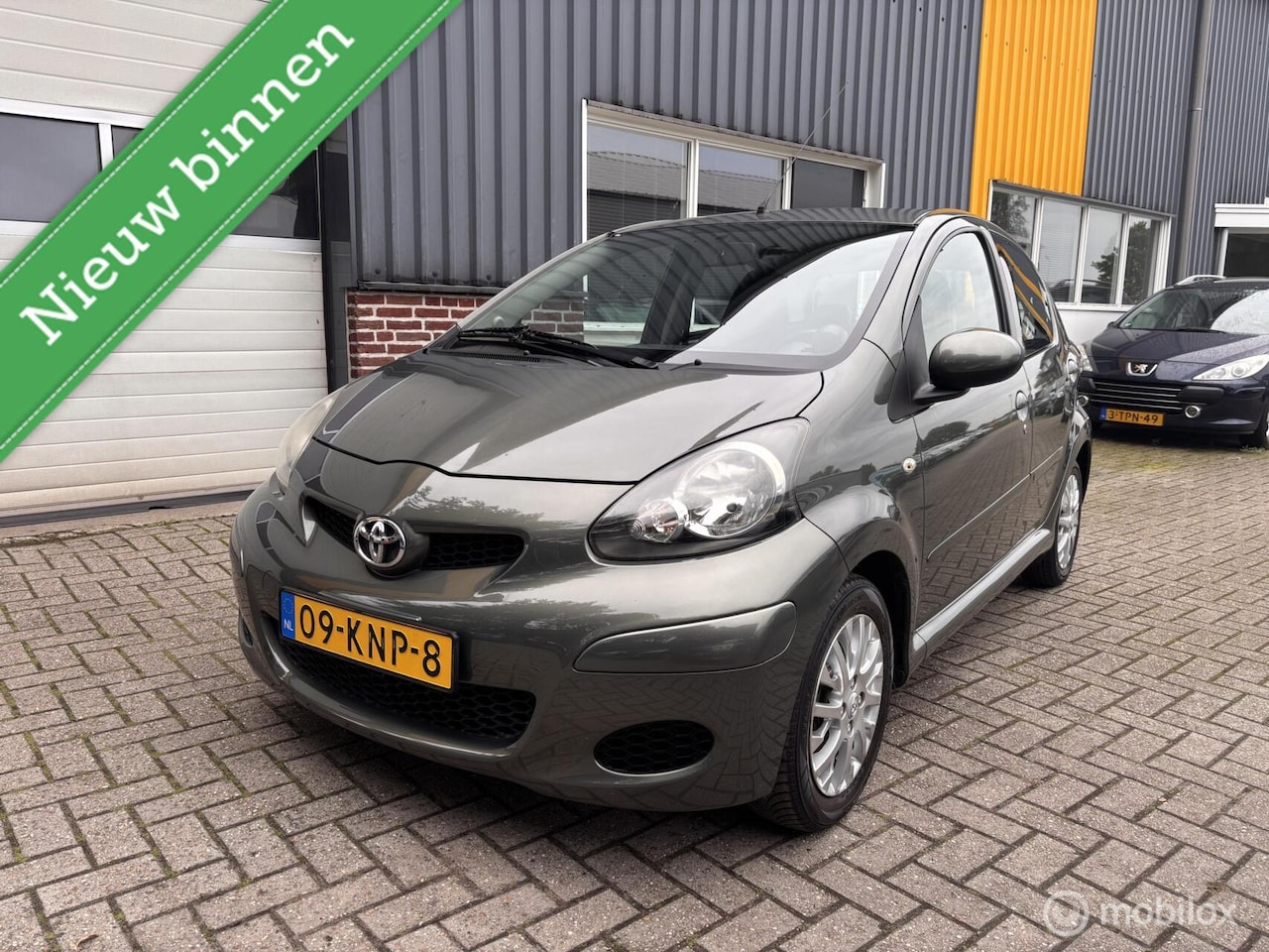 Toyota Aygo - 1.0-12V Aspiration Green 1.0-12V Aspiration Green - AutoWereld.nl