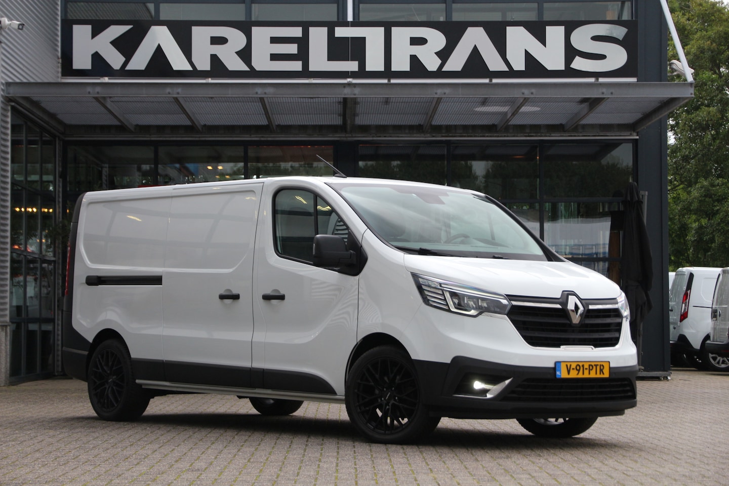 Renault Trafic - 2.0 DCI 150 | Aut. | KAR-edition | Camera | Cruise | Airco.. - AutoWereld.nl