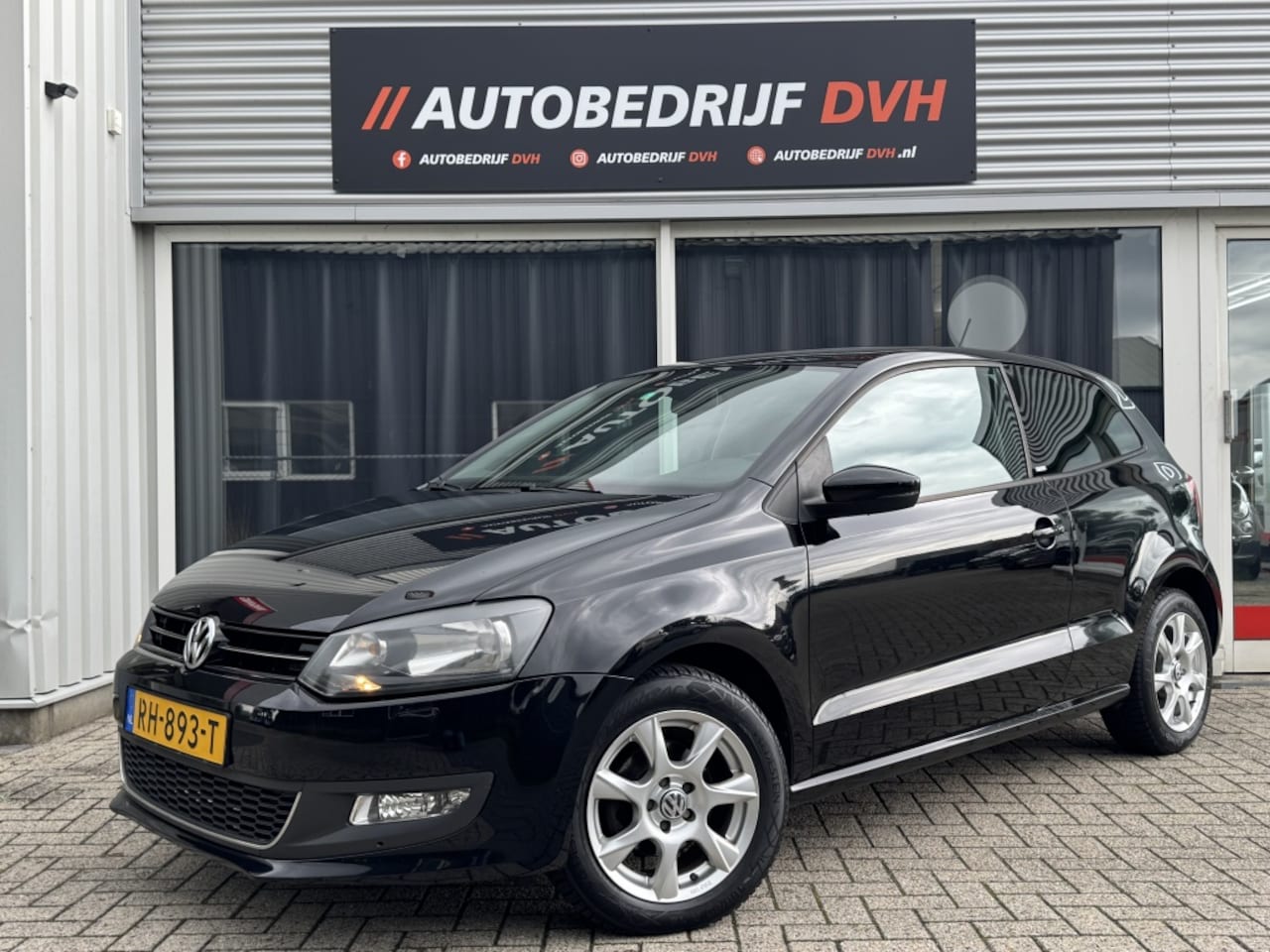 Volkswagen Polo - 1.2 Style / STOELVERW. / AIRCO / DEALER OND. / - AutoWereld.nl