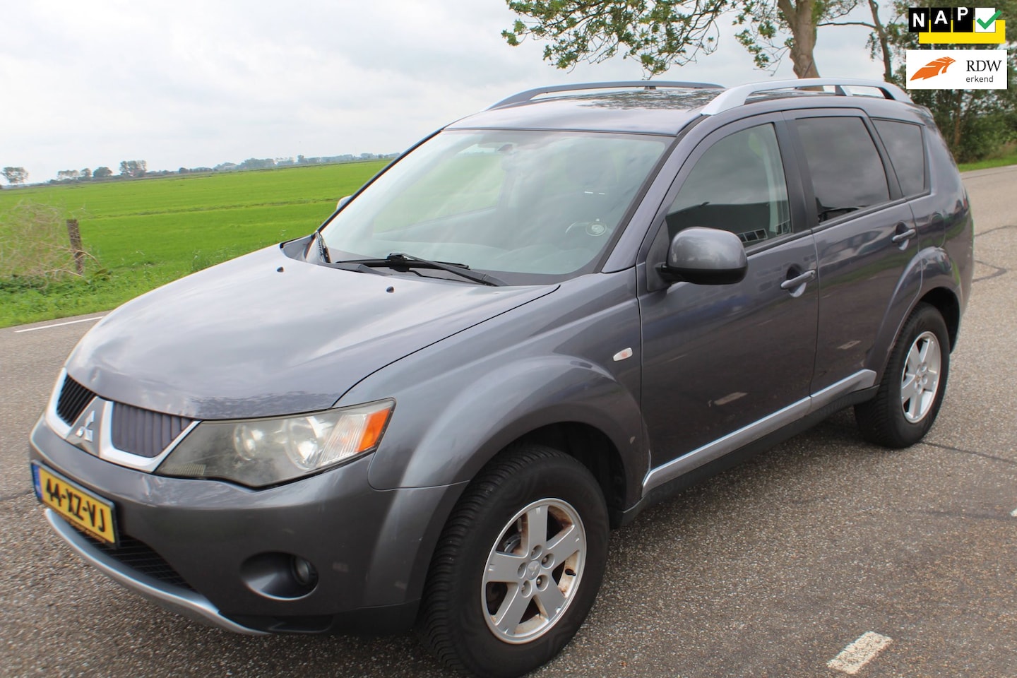 Mitsubishi Outlander - 2.4 Intro Edition 2WD 2.4 Intro Edition 2WD - AutoWereld.nl