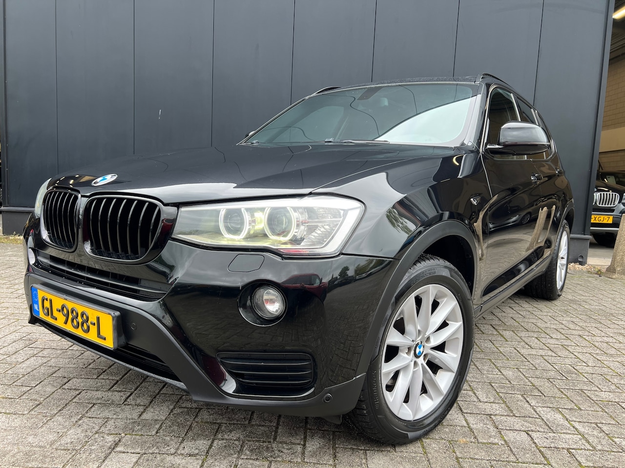 BMW X3 - SDrive20i High Exe '15 Aut/Leer/Panodak/OrgNl - AutoWereld.nl