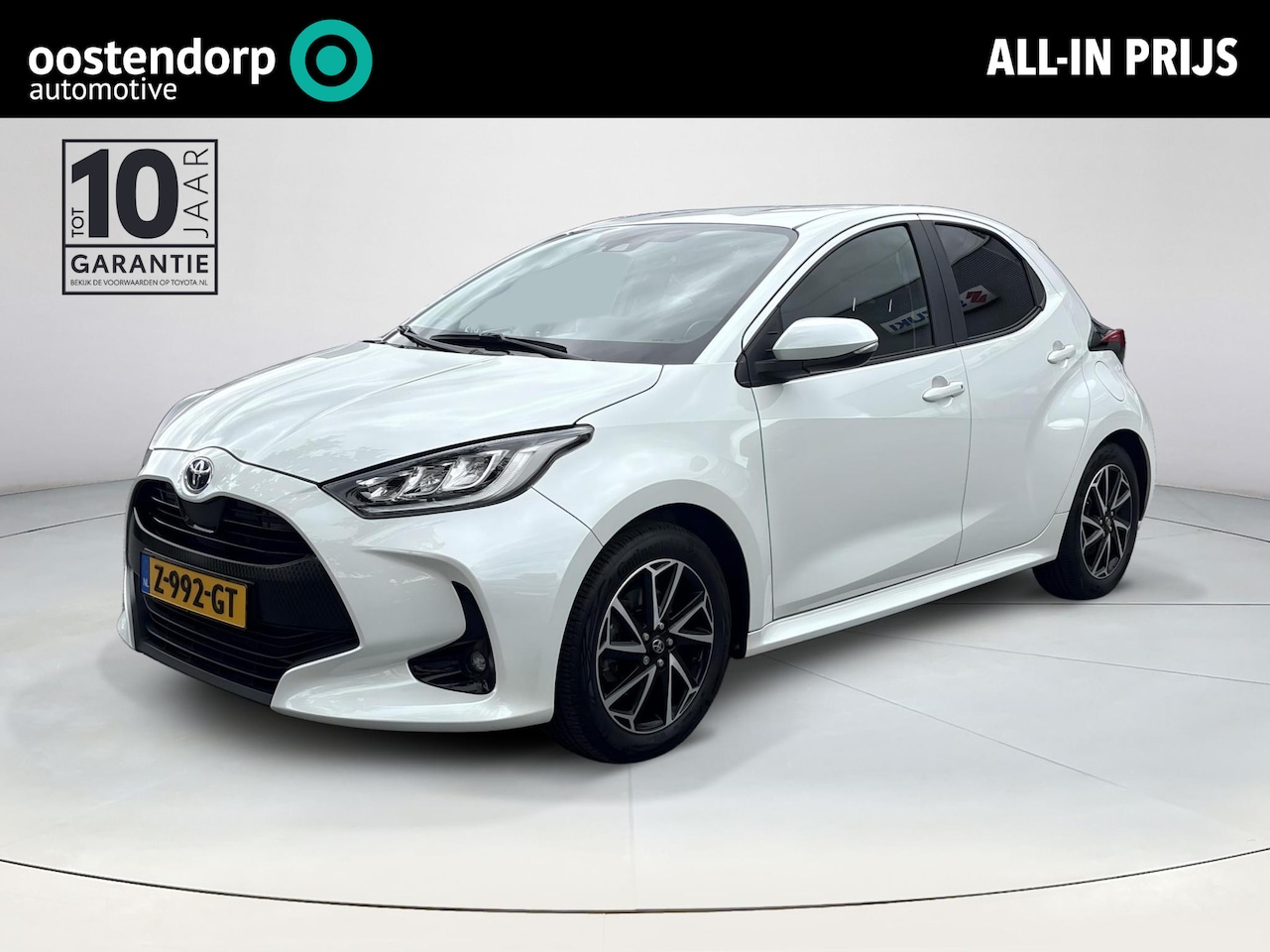 Toyota Yaris - 1.5 Hybrid Dynamic **TREKHAAK/ STOELVERWARMING/ ADAPTIEF CRUISE CONTROL** - AutoWereld.nl