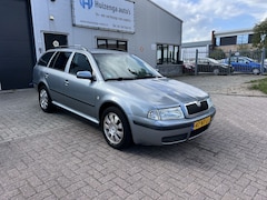 Skoda Octavia Combi - 2.0 Rider