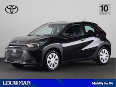 Toyota Aygo X - Hybrid 115 play *NIEUW* | Metaallak | Camera | Inruilpremie |