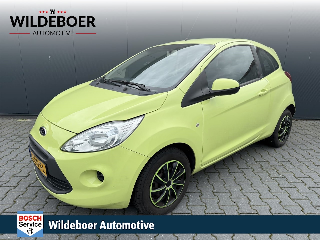 Ford Ka - 1.2 69 PK Champions Edition + AIRCO + STOELVERWARMING + VOORRUITVERWARMING + RADIO CD - AutoWereld.nl