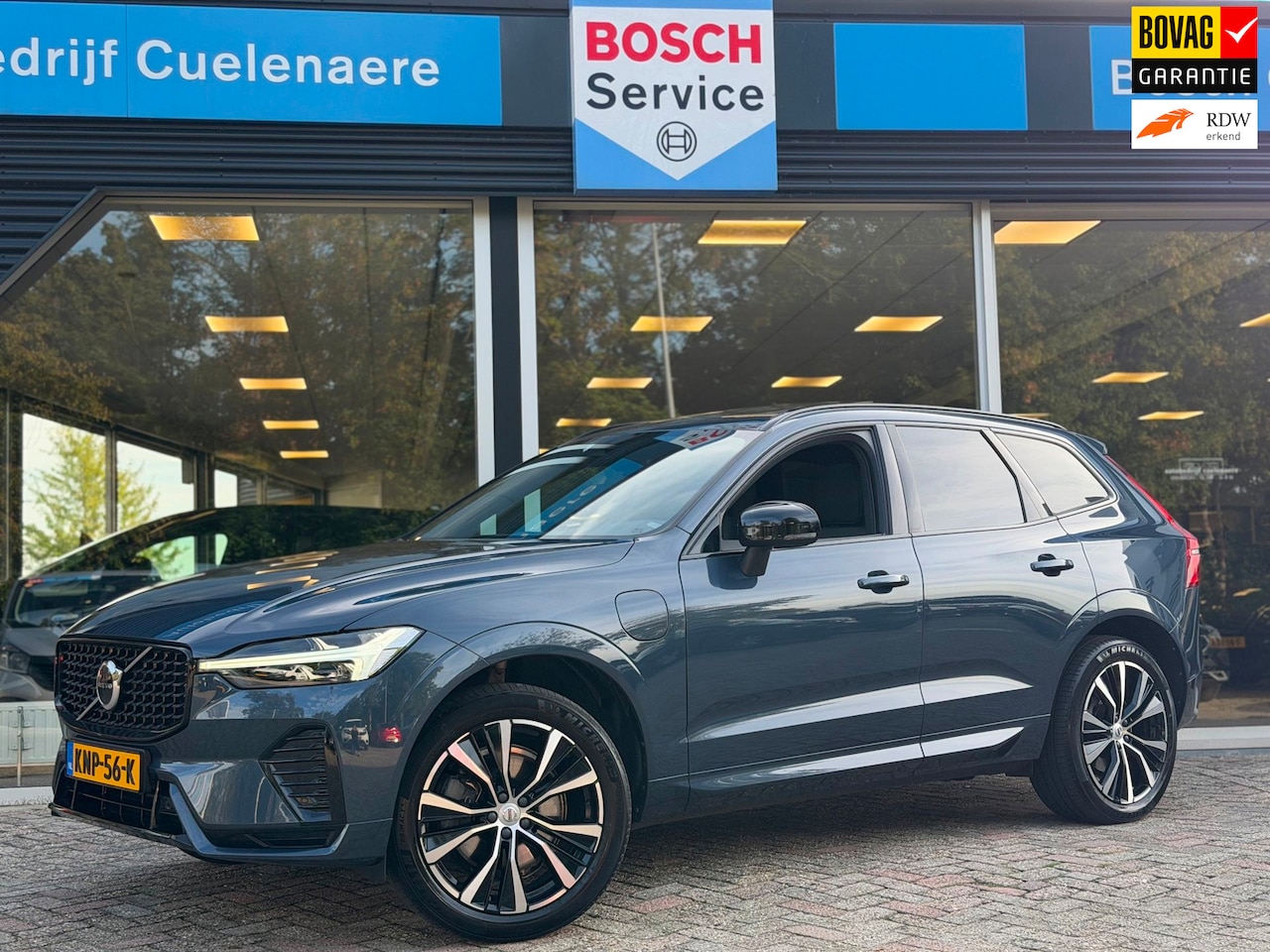 Volvo XC60 - 2.0 T8 Plug-in hybrid AWD Ultimate Dark Pano / Afn. Trekhaak / Camera / Stoel memorie / St - AutoWereld.nl