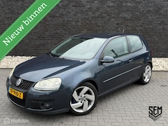 Volkswagen Golf - 1.6 Trendline | verlaagd | GTI | Nieuwe APK