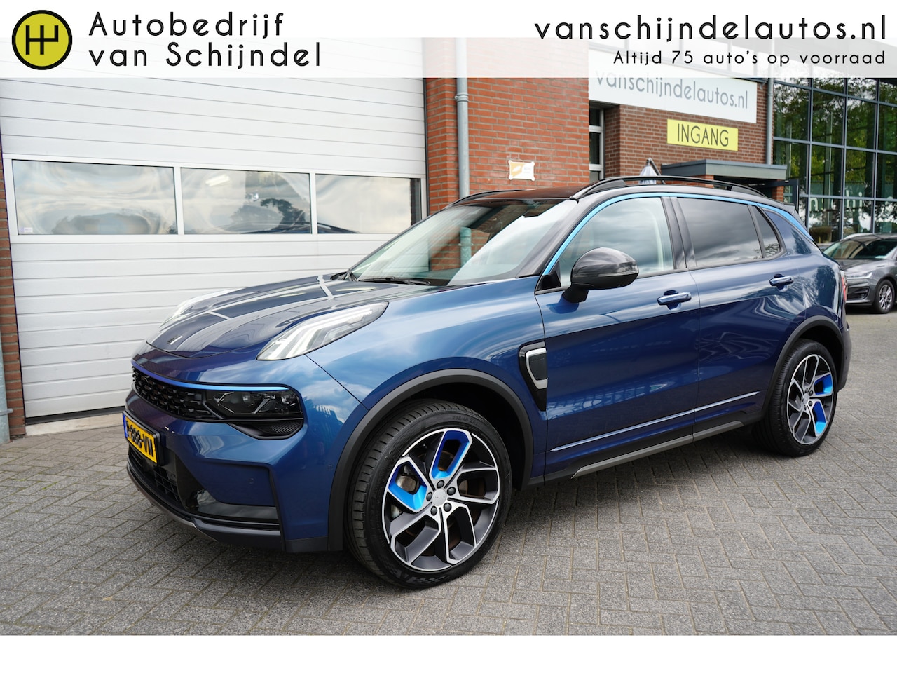 Lynk & Co 01 - 1.5 261PK! *NL AUTO* DEC 2022 DEALER ONDERHOUDEN 360CAMERA 6,6KWH LADER TREKHAAK PANORAMAD - AutoWereld.nl