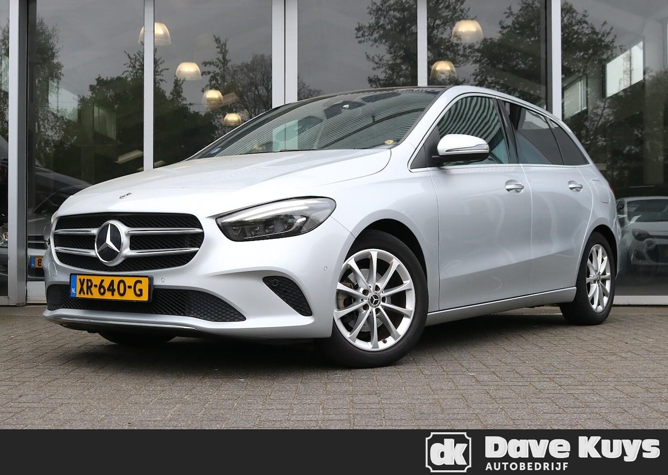 Mercedes-Benz B-klasse - 180 | Panoramadak | Trekhaak | Sfeerverlichting | Apple Carplay - AutoWereld.nl