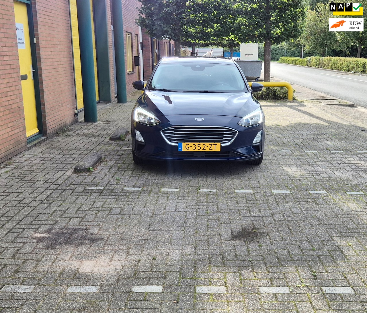 Ford Focus - 1.0 EcoBoost Trend Edition 1.0 EcoBoost Trend Edition, Airco! Cruise Control! Afneembare trekhaak! - AutoWereld.nl