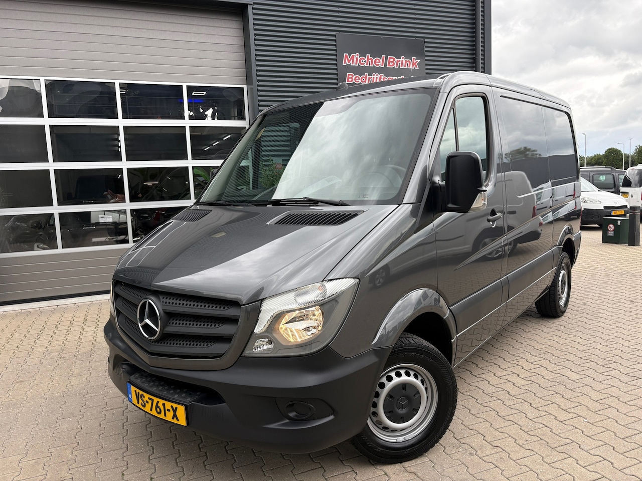 Mercedes-Benz Sprinter - 213 2.2 CDI 325 Airco Navigatie - AutoWereld.nl