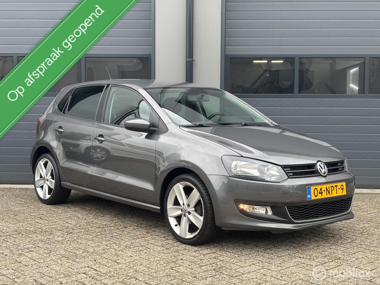 Volkswagen Polo - Highline Automaat Uitvoering / 138.Dkm Nap - AutoWereld.nl