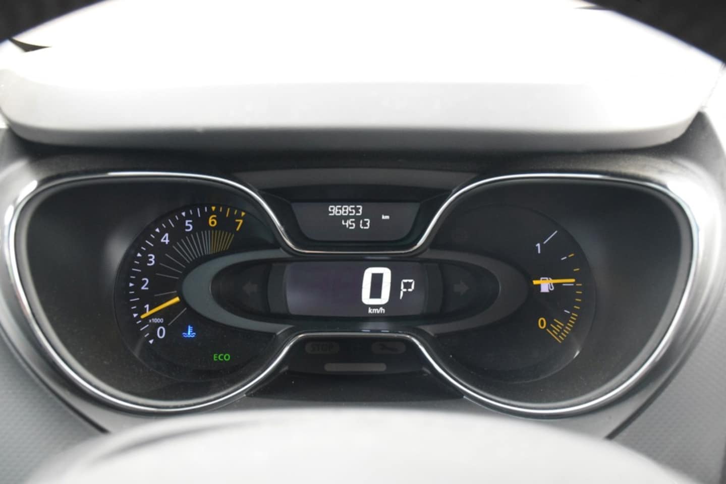 Renault Captur - 1.2 TCe Helly Hansen 1.2 TCe Helly Hansen, Automaat, Parkeercamera, Trekhaak, Dealeronderhouden,