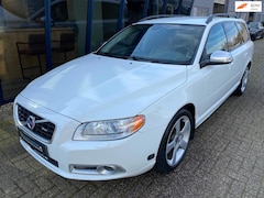 Volvo V70 - 2.5FT R-Design 230PK LEER / XENON / PDC / ECC