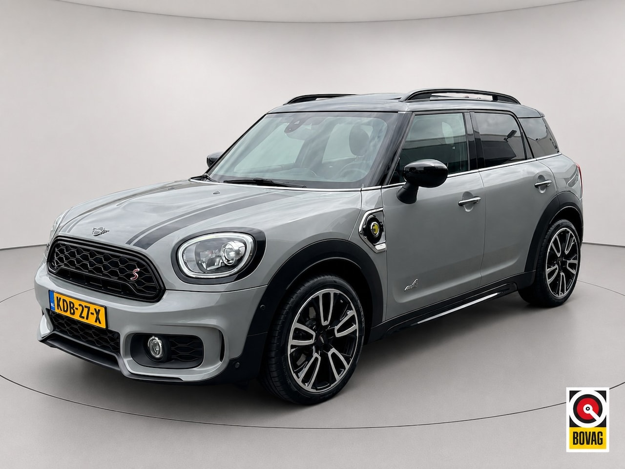 MINI Countryman - Mini 1.5 Cooper S E ALL4 Chili FULL OPTION O.A I WORKS P.I PANO. D I - AutoWereld.nl