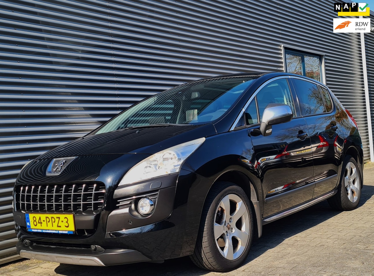 Peugeot 3008 - 1.6 THP GT-LINE AUT 03-2011 Zwart Metallic - AutoWereld.nl